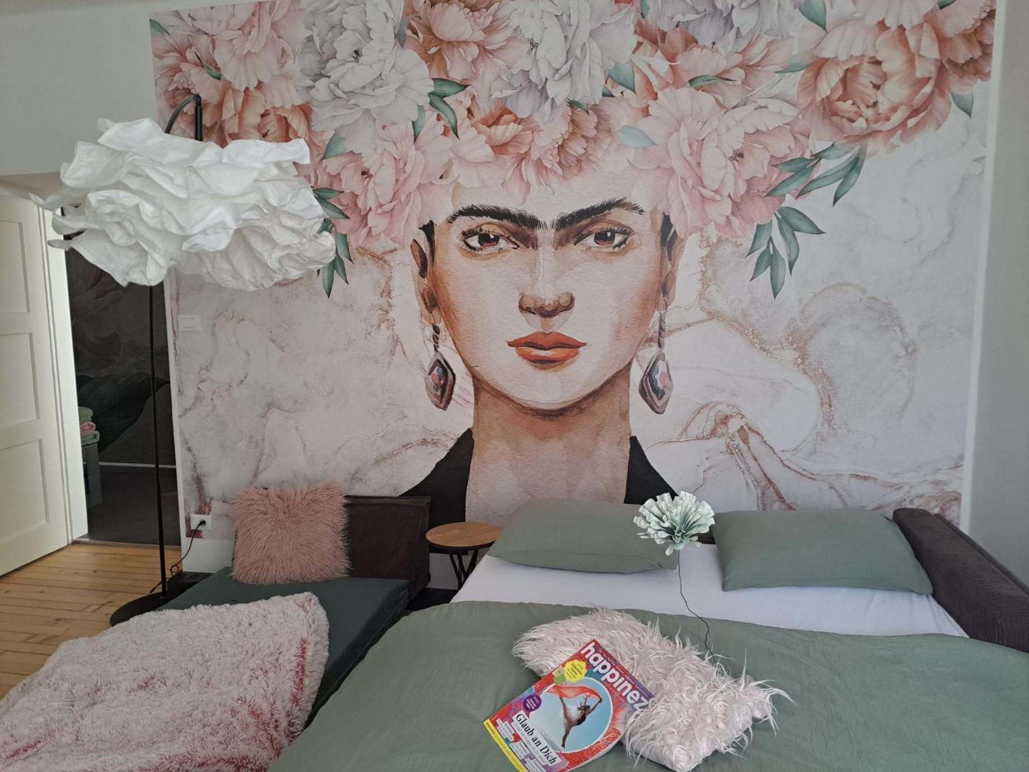 Apartment Wildflower In Privatvilla Im Herzen Merans Екстер'єр фото