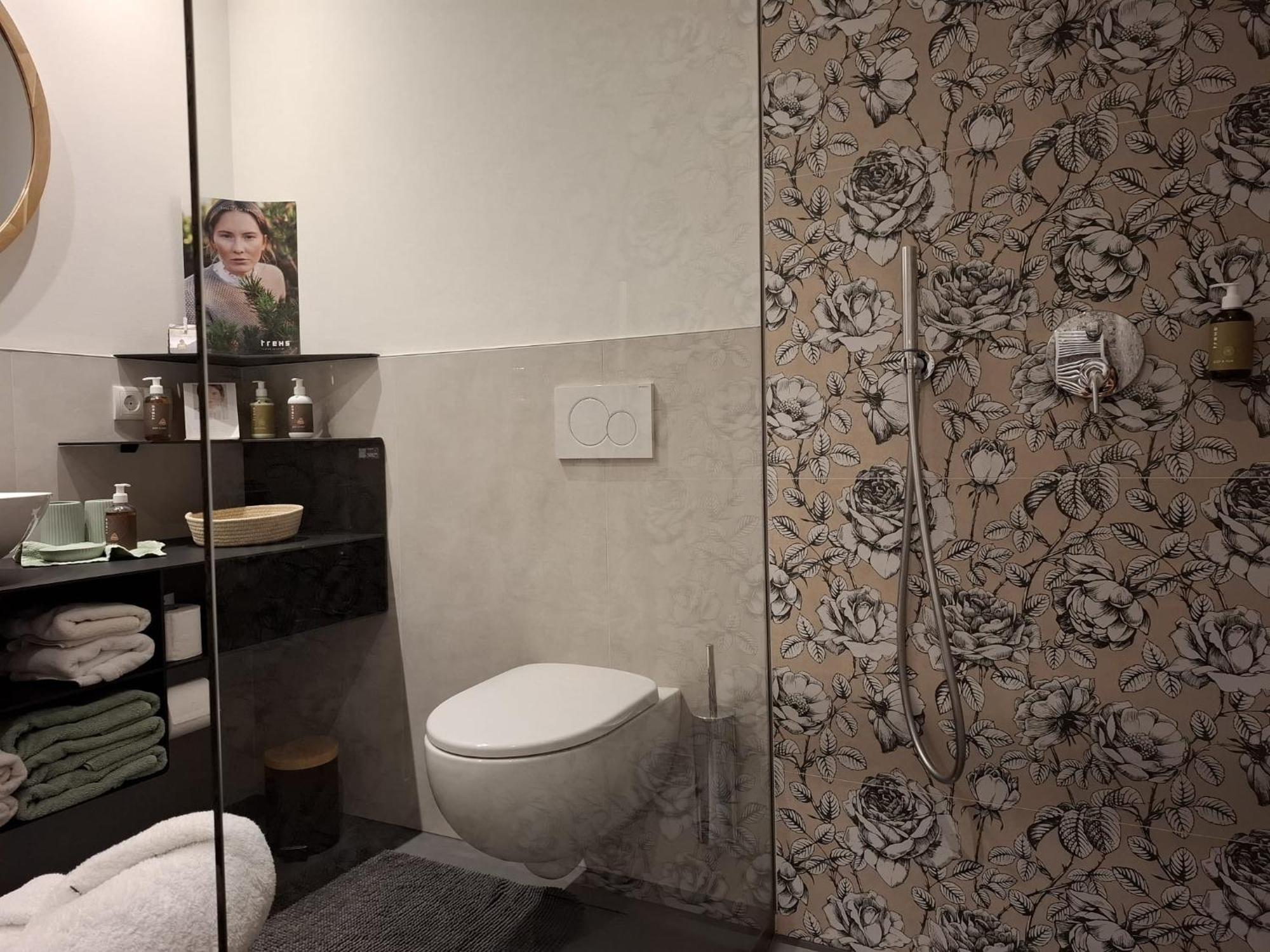 Apartment Wildflower In Privatvilla Im Herzen Merans Екстер'єр фото