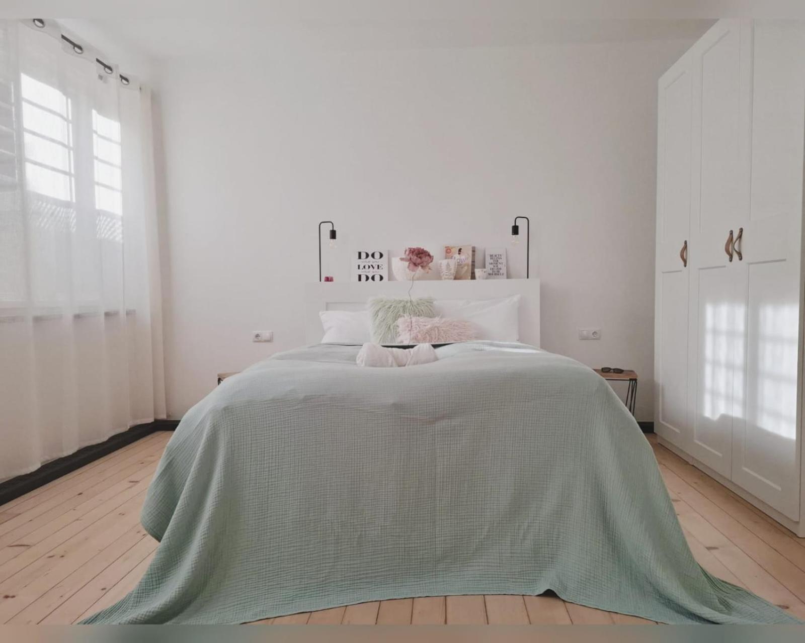 Apartment Wildflower In Privatvilla Im Herzen Merans Екстер'єр фото