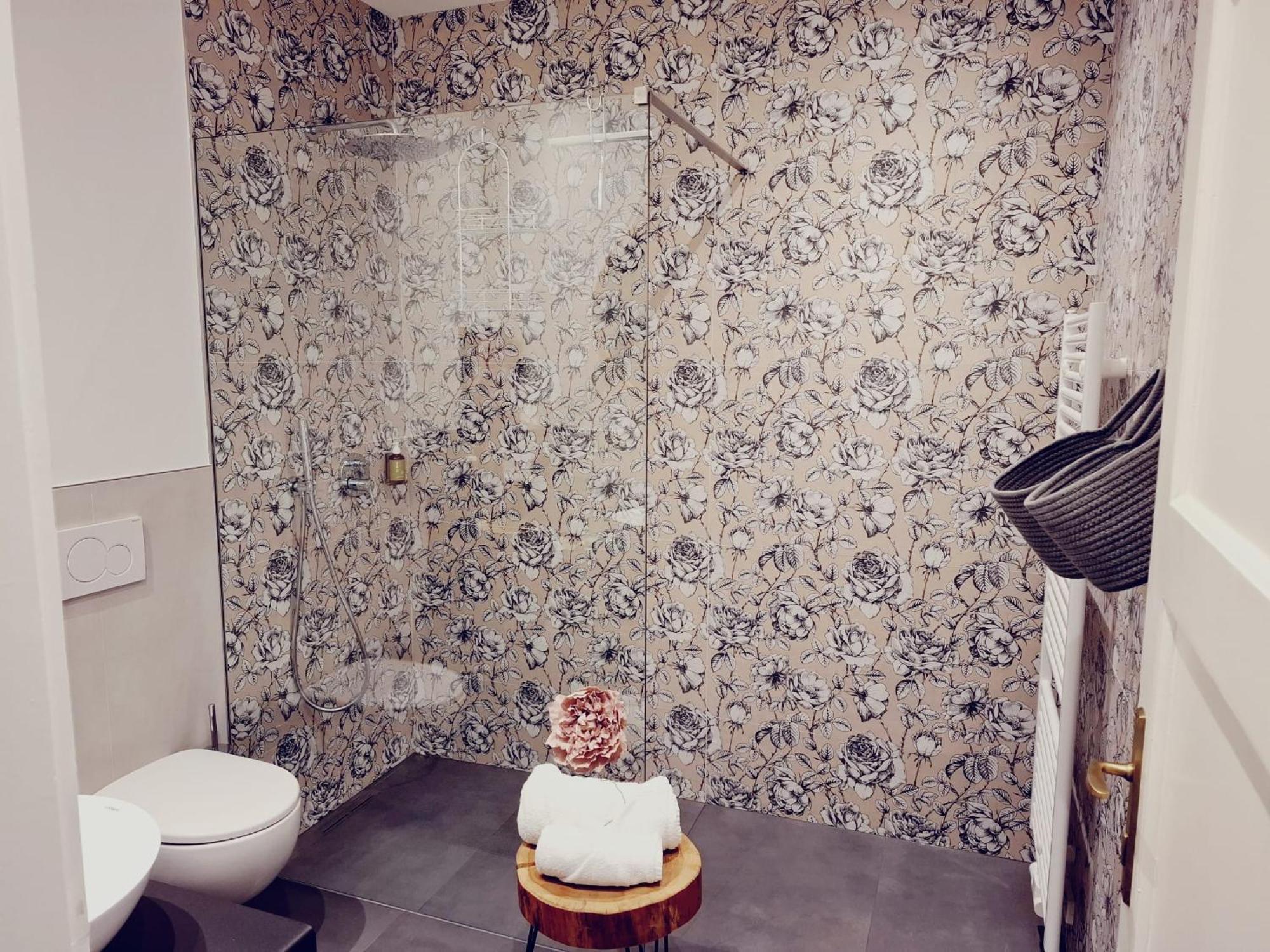 Apartment Wildflower In Privatvilla Im Herzen Merans Екстер'єр фото